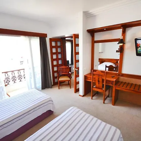 Bac 3* Αλικαρνασσός